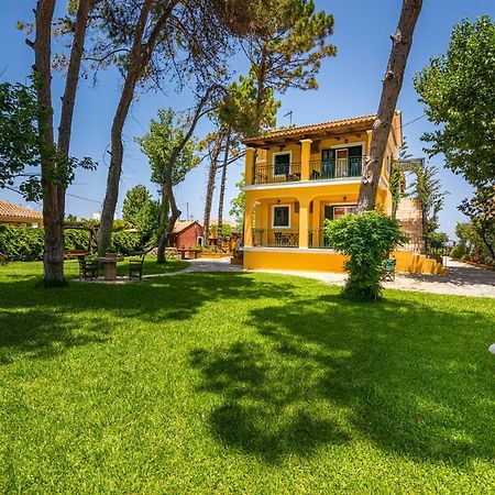 טסיליבי Zarkadis Beach Apartments מראה חיצוני תמונה