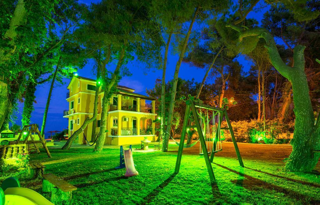 טסיליבי Zarkadis Beach Apartments מראה חיצוני תמונה