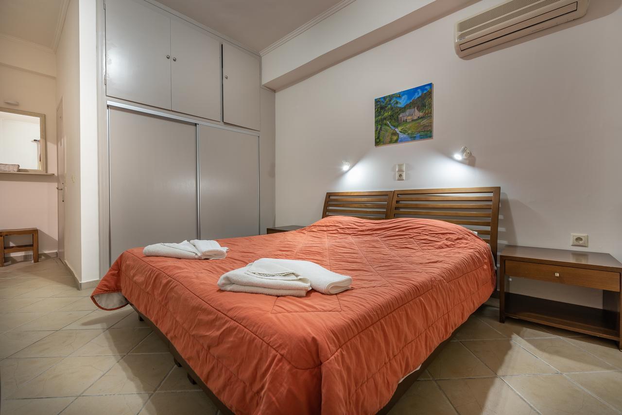 טסיליבי Zarkadis Beach Apartments מראה חיצוני תמונה
