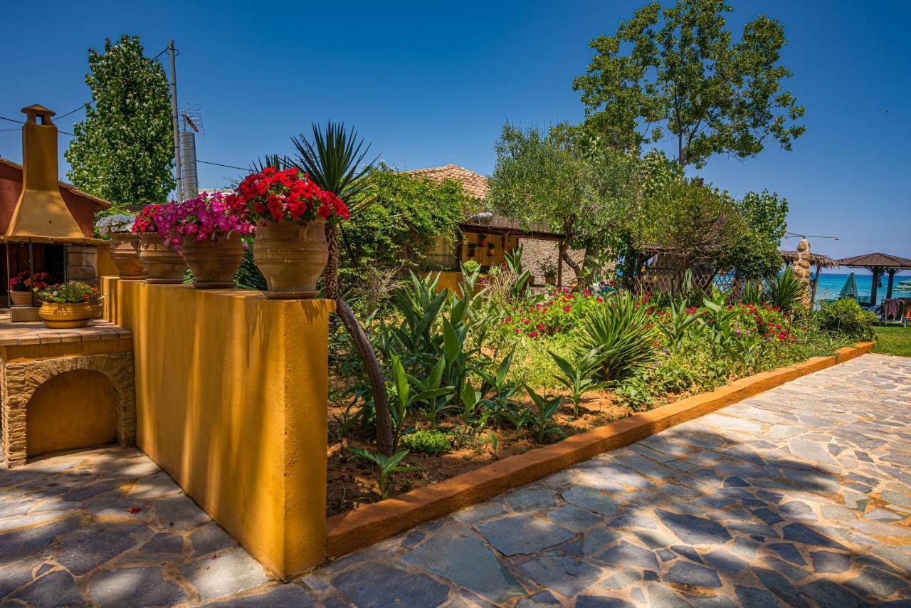 טסיליבי Zarkadis Beach Apartments מראה חיצוני תמונה